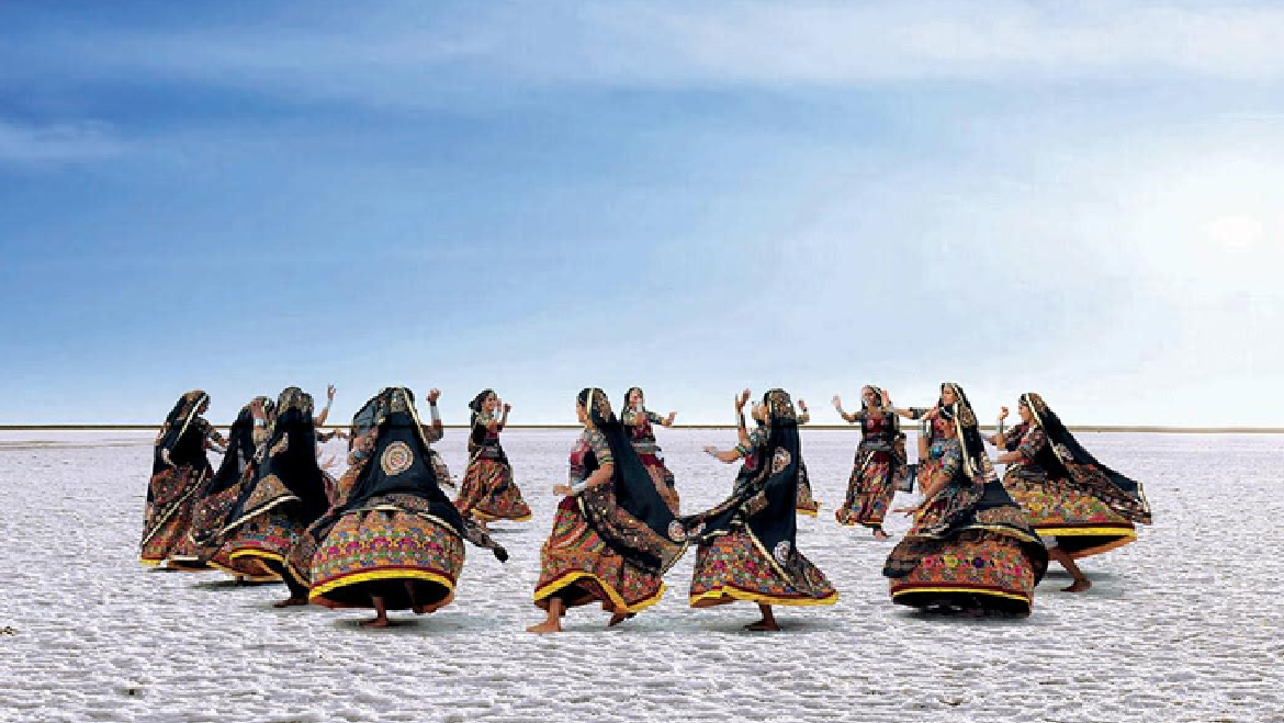 Gleeful Rann Of Kutch Tour Package