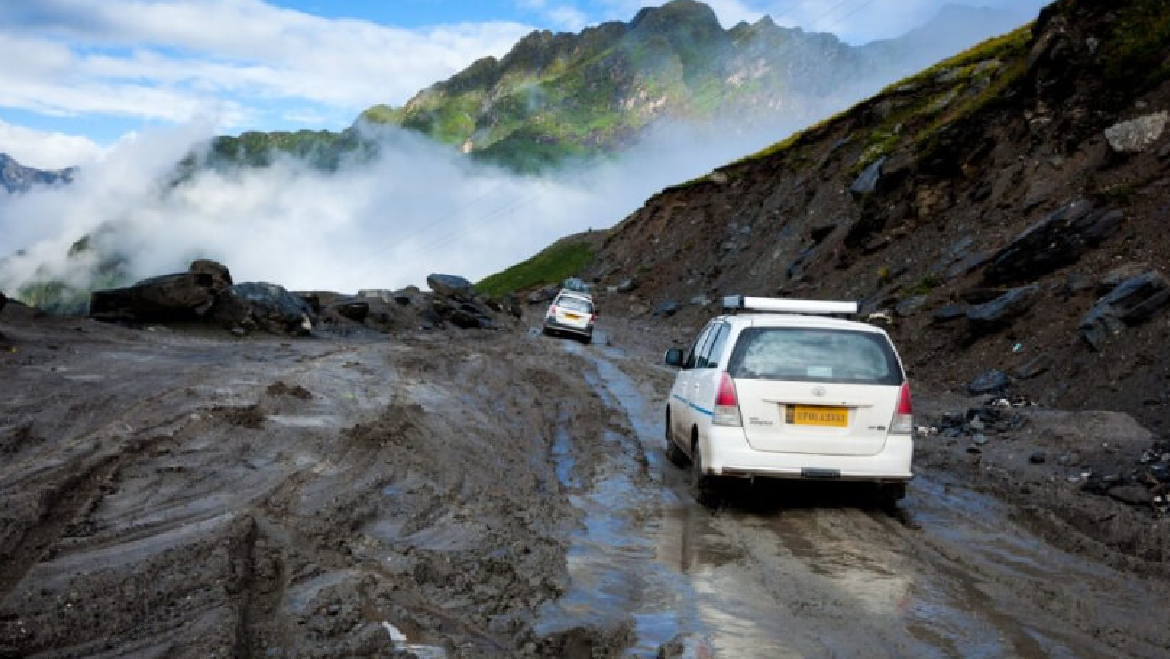 Manali to Leh Jeep Safari