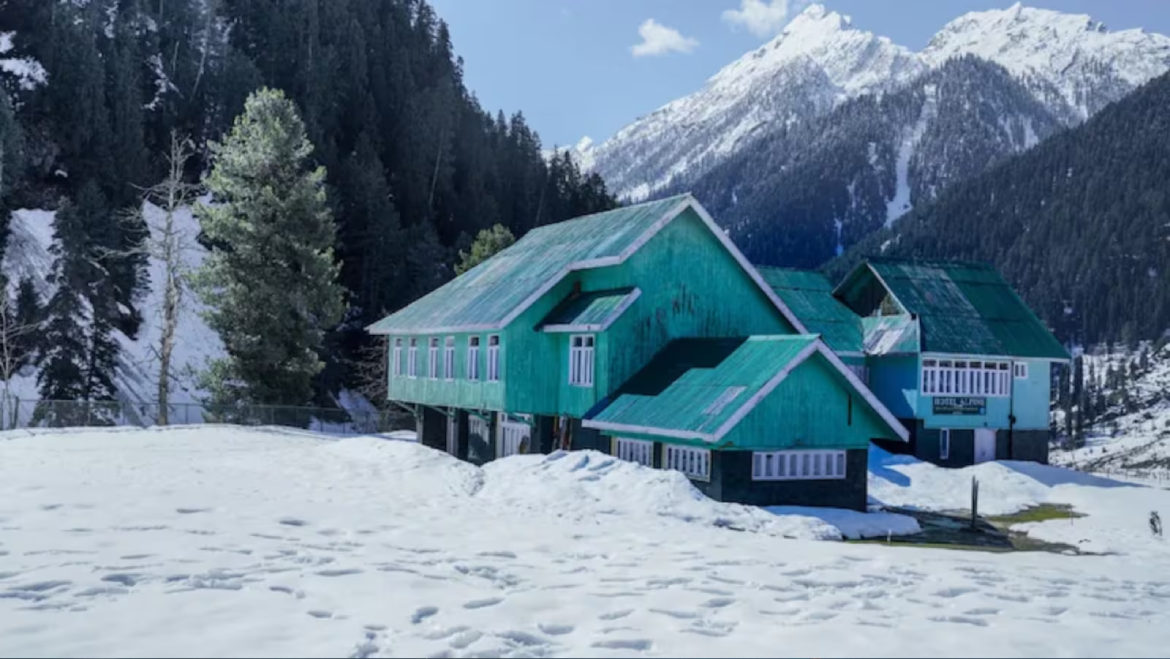 Pleasurable Kashmir Tour Package 