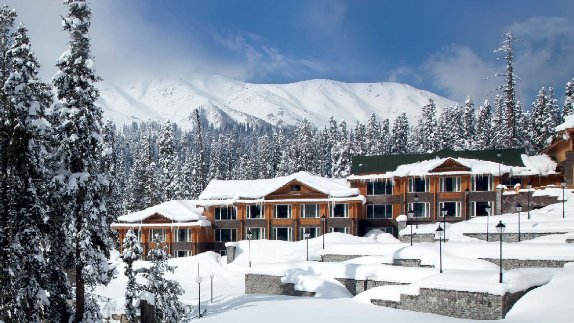 Stunning Auli Tour Package 